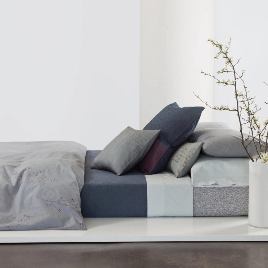 Calvin Klein Home Floral Winter Branches King Pillow Sham, Powder New w/Tag $125