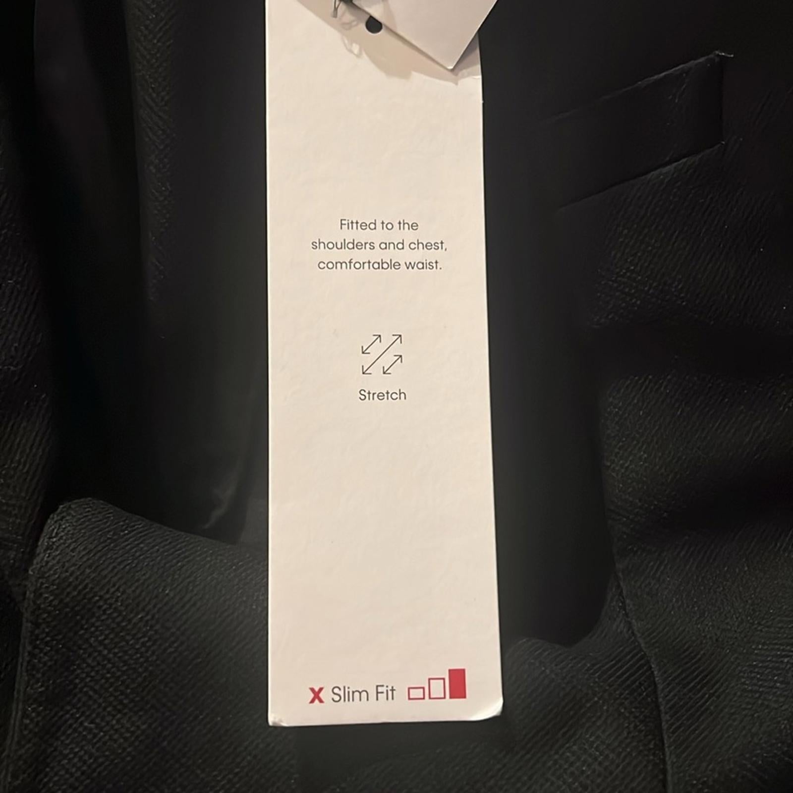 Calvin Klein Slim Fit Stretch Textured Sport Coat in Black, Size 41L NWT $295
