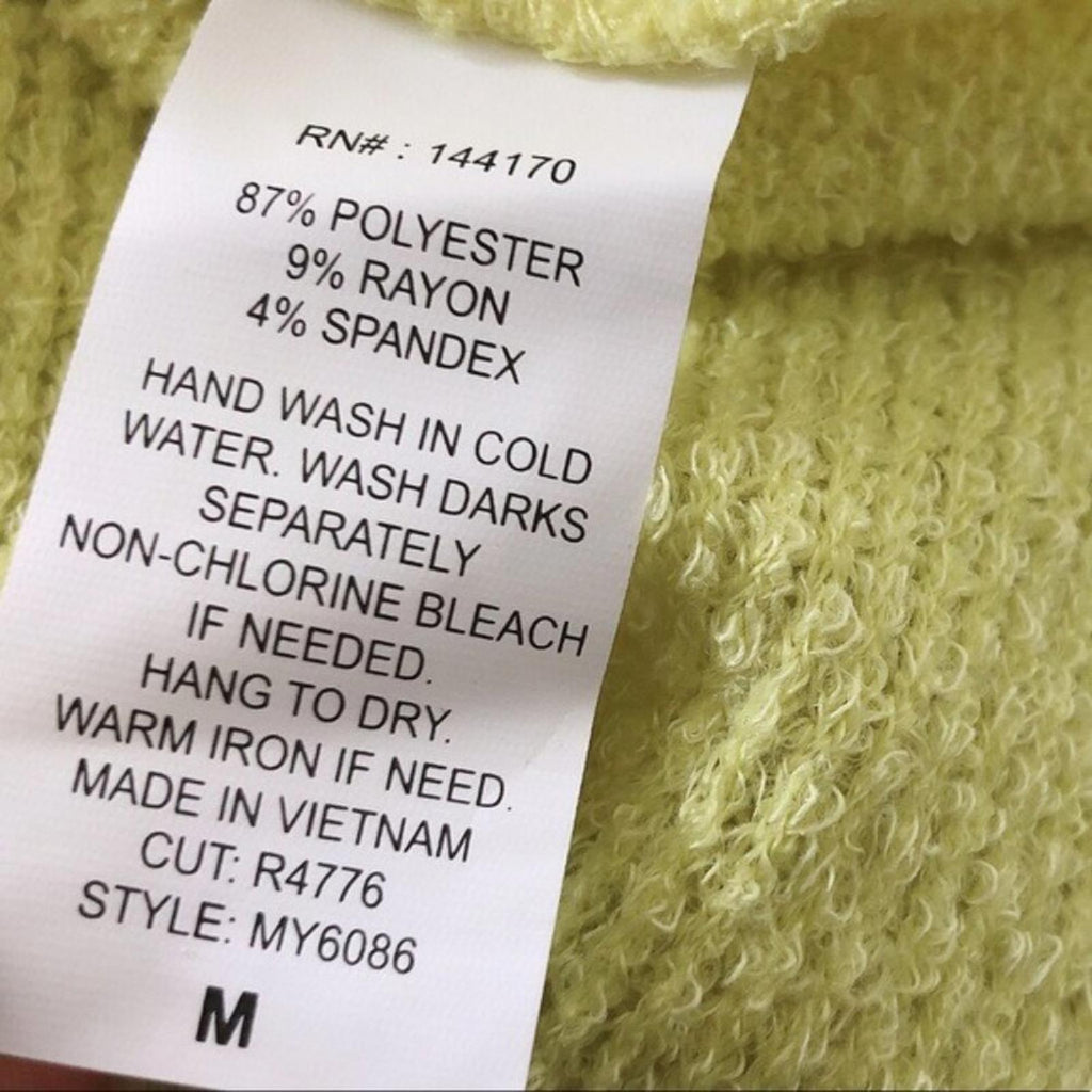 Lavish Turtleneck Sweater Pullover in Lemon Yellow, Size M NEW w/o Tag