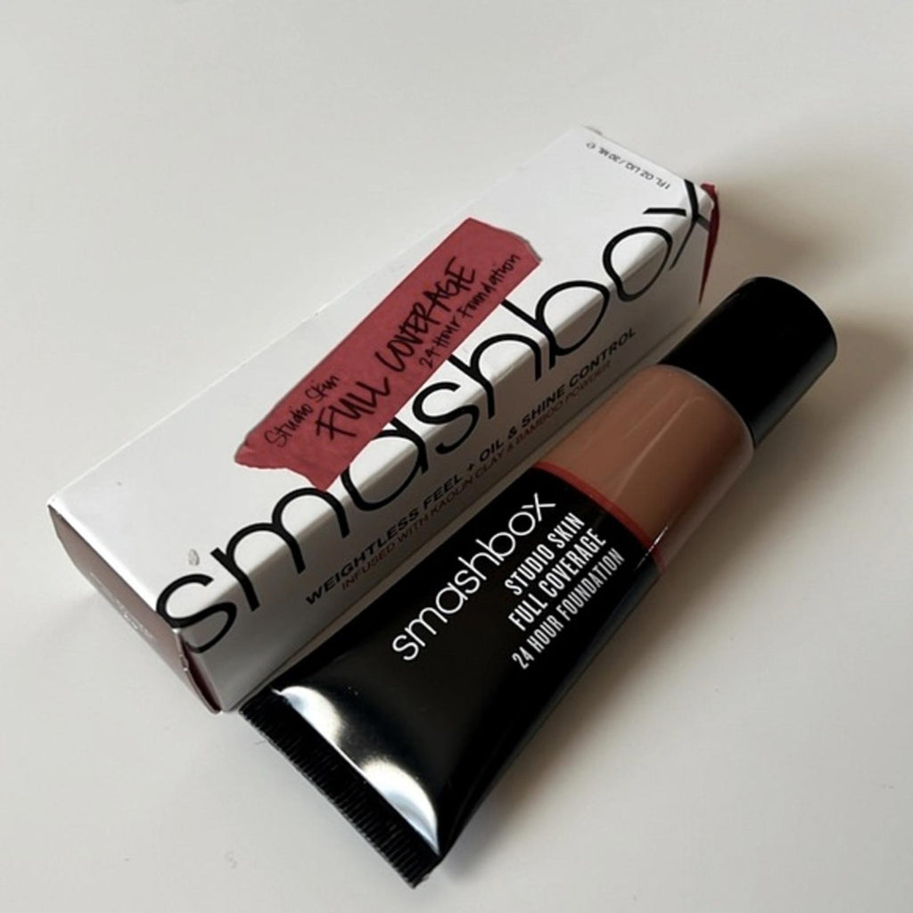 Smashbox Studio  (4.2 Dark Neutral) Skin Full Coverage 24Hr Foundation NEW
