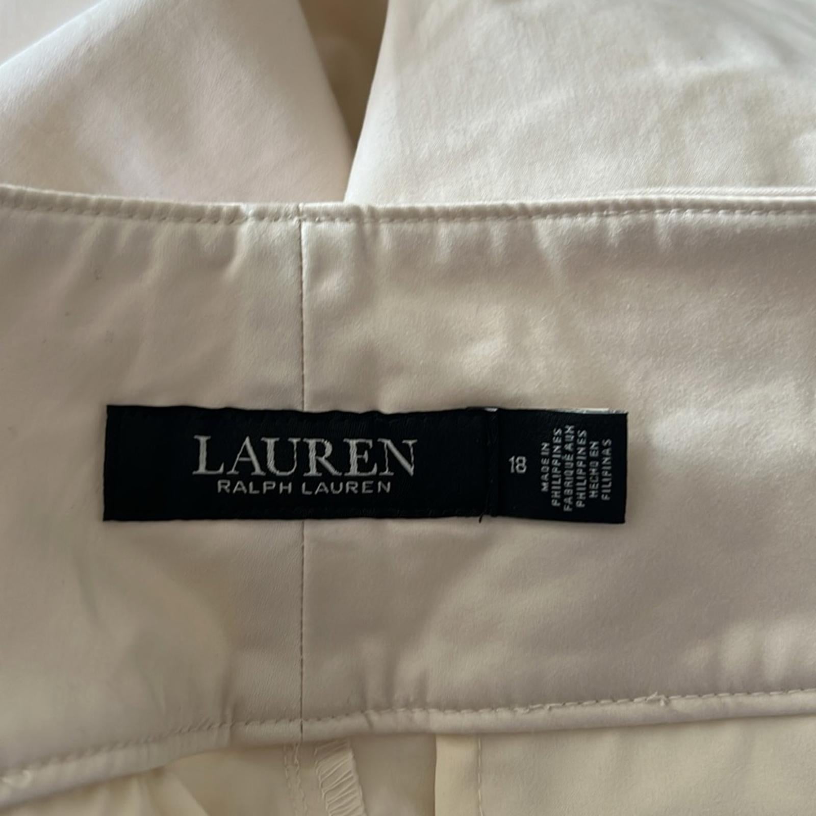 Lauren Ralph Lauren Buckle-Trim Sateen Shorts in Winter Cream, Size 18 NWT
