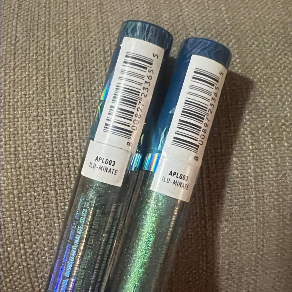 X2 NYX Makeup Avatar: The Way of Water Bioluminescent Lip Gloss ilu-minate NEW