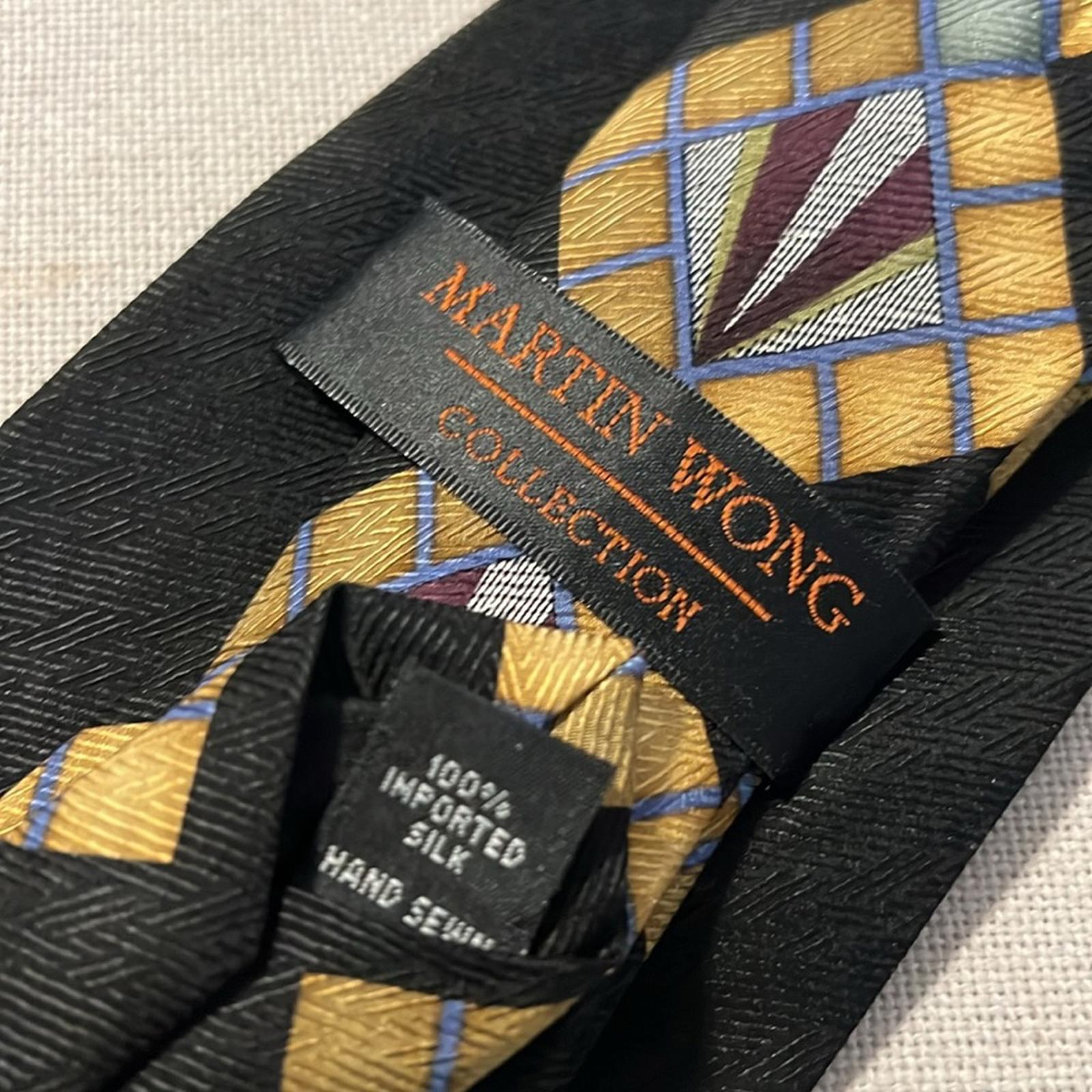Martin Wong 100% Silk Hand Sewn Neck Tie
