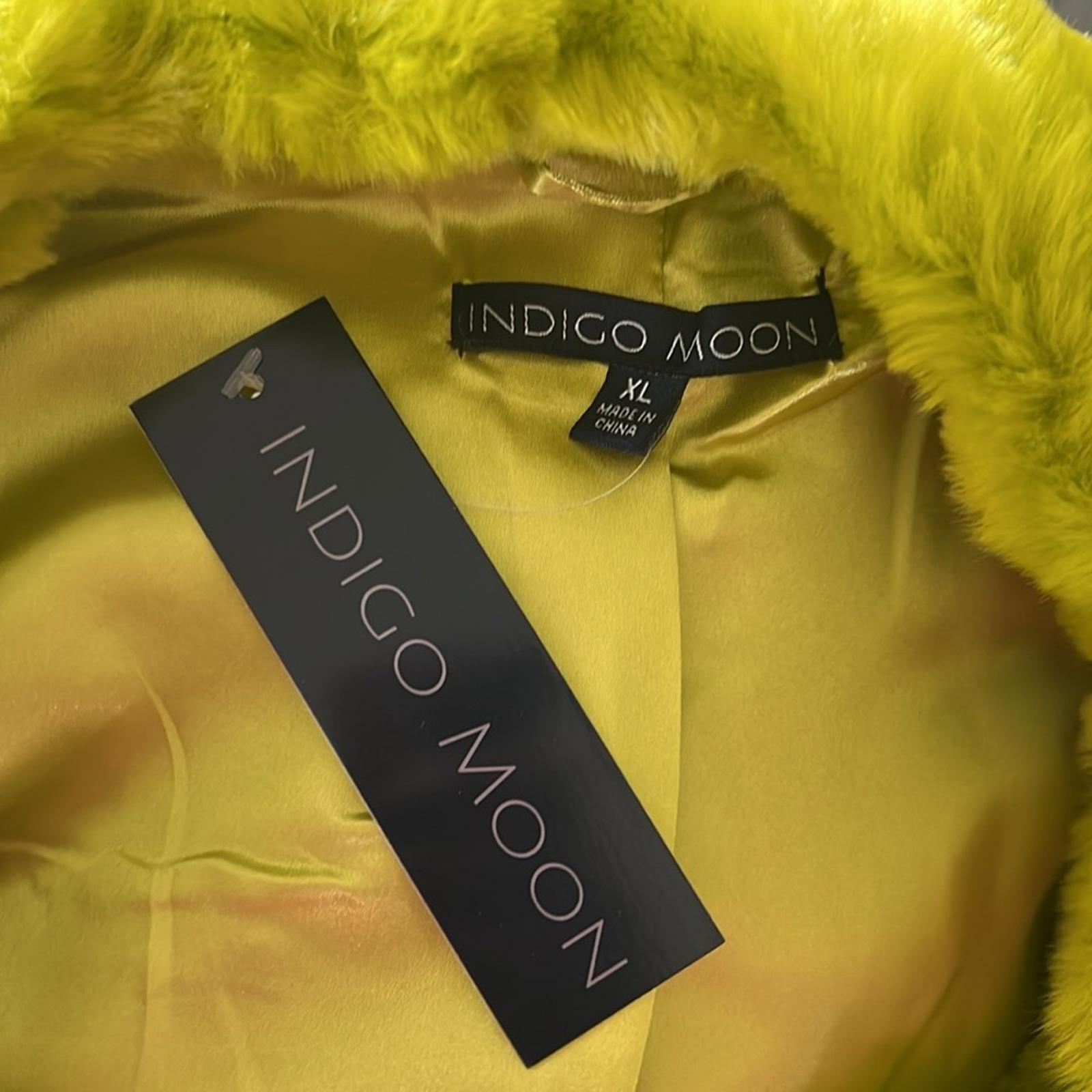 New INDIGO MOON Fur Jacket in Neon Green, Size XL New w/Tag Retail $229