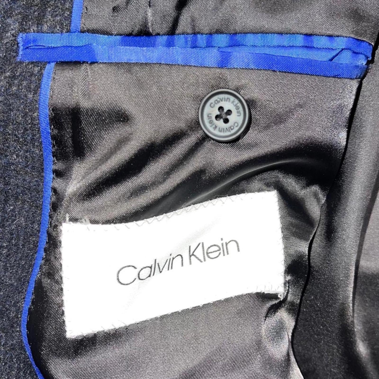 Calvin Klein Men’s Malibu Slim-Fit Charcoal Plaid Overcoat, Size 48 R NWT $495