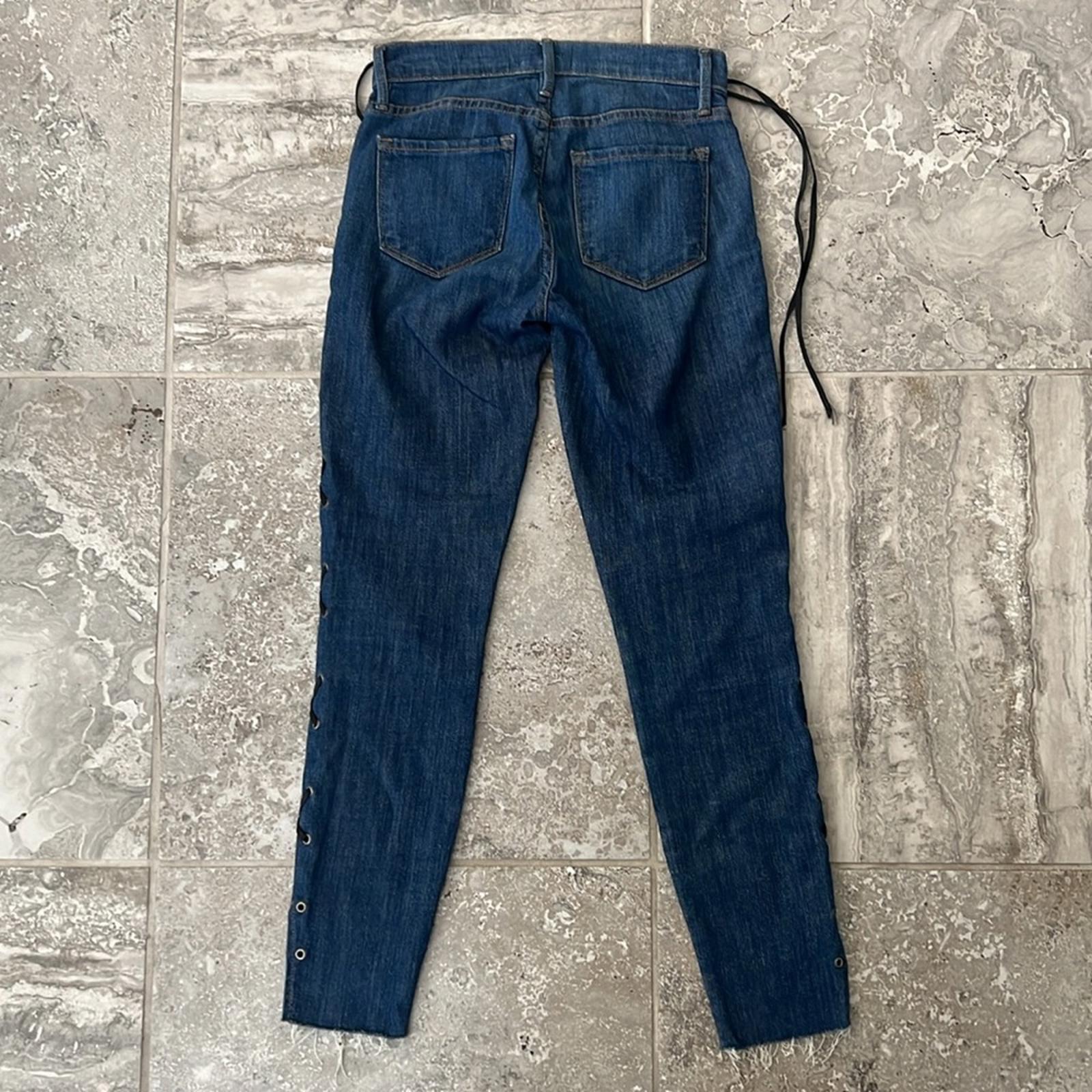 FRAME Le Skinny de Jeanne Jeans with Side Lace-Up Detail Jeans in Blue, Size 24