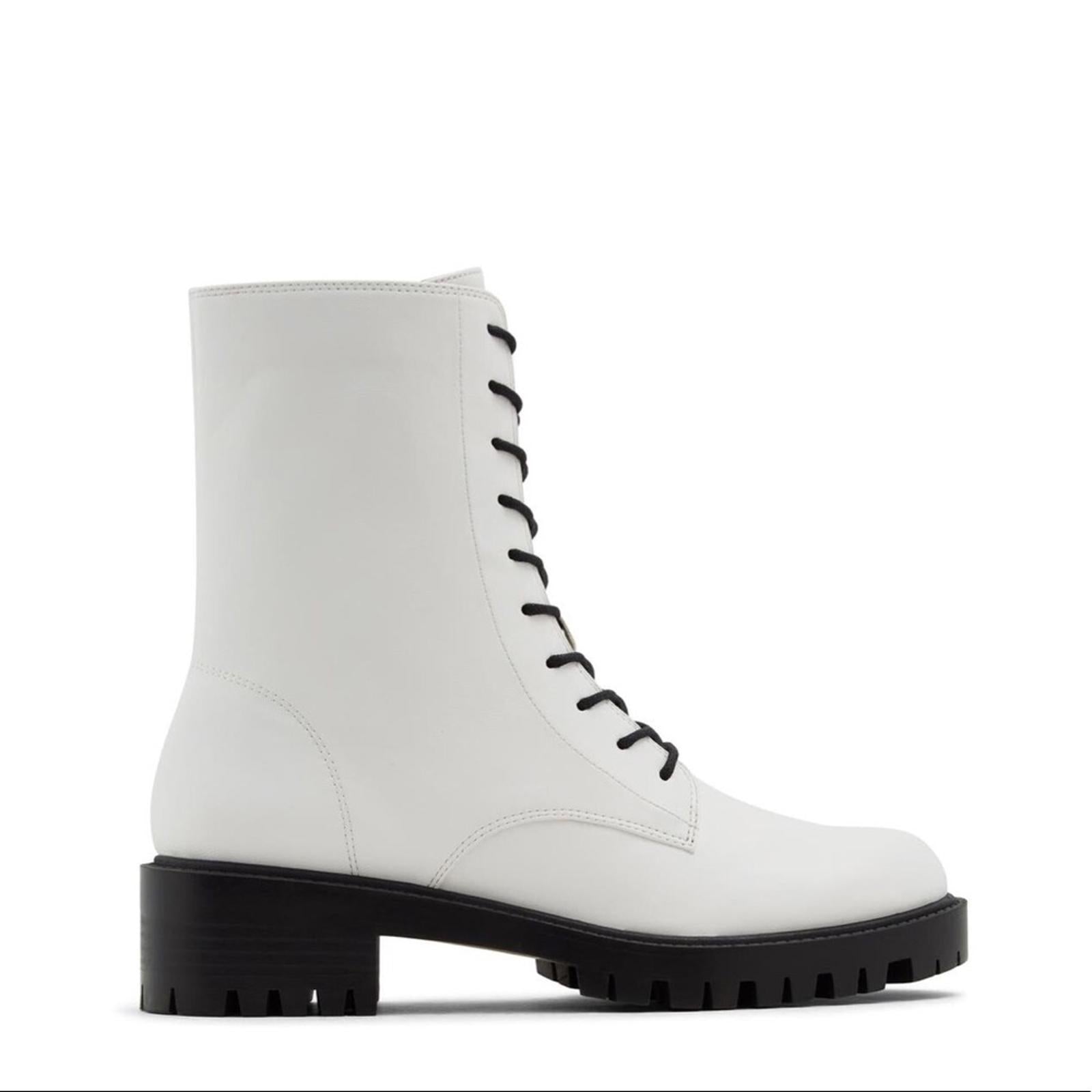 WhoWhatWear Platform Lace-Up Moto Boots in White, Size 8 New w/o Box