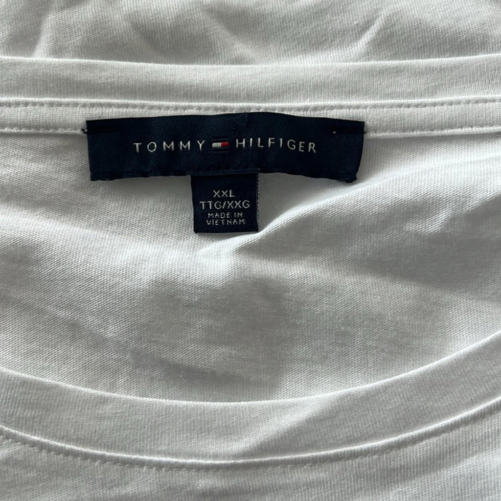 NEW Tommy Hilfiger Signature Heart-Graphic T-Shirt in White Size XXL New w/o Tag