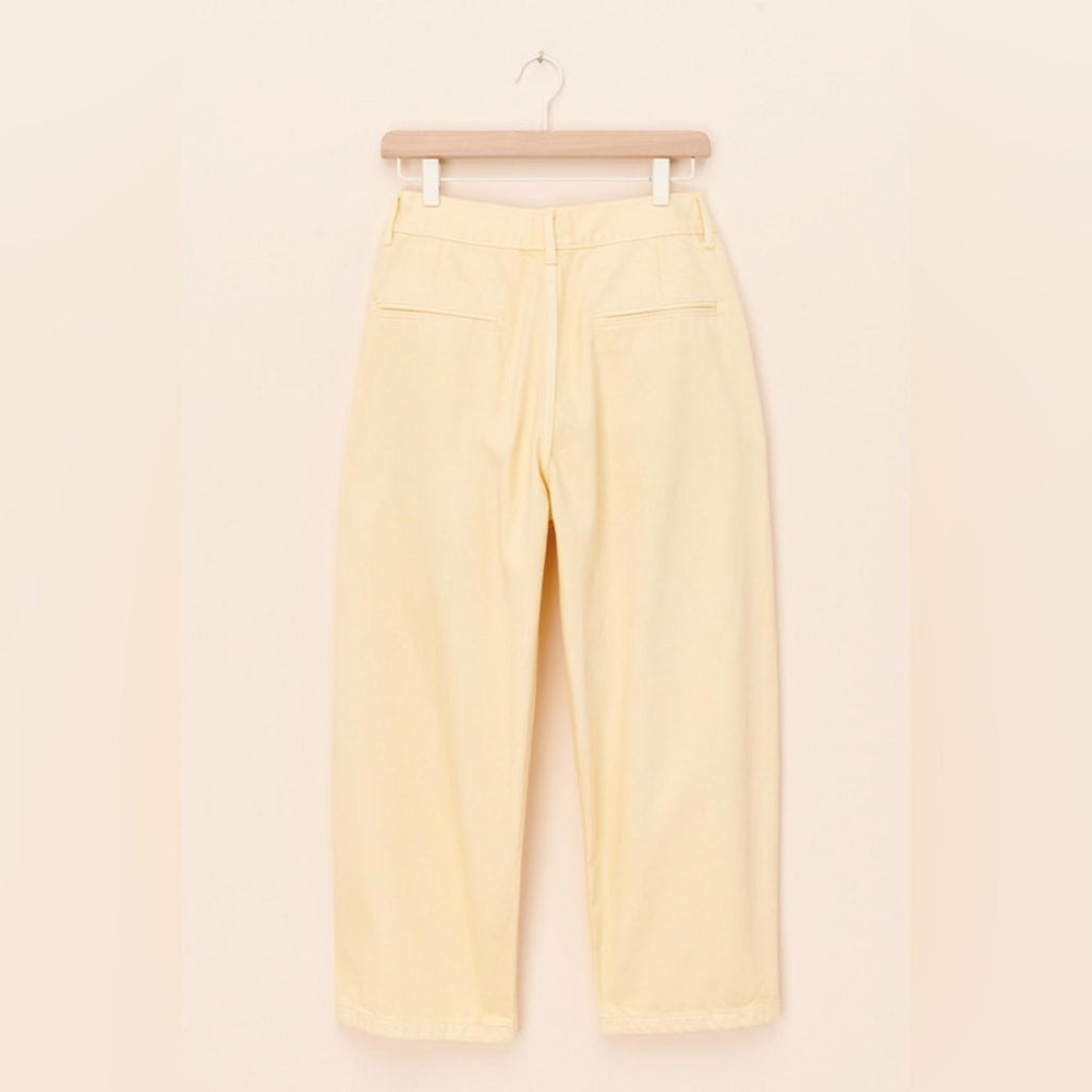 Anthropologie’s Edwin Maiia Trouser Wide Leg Jeans in Lemonade, Size L NEW $228