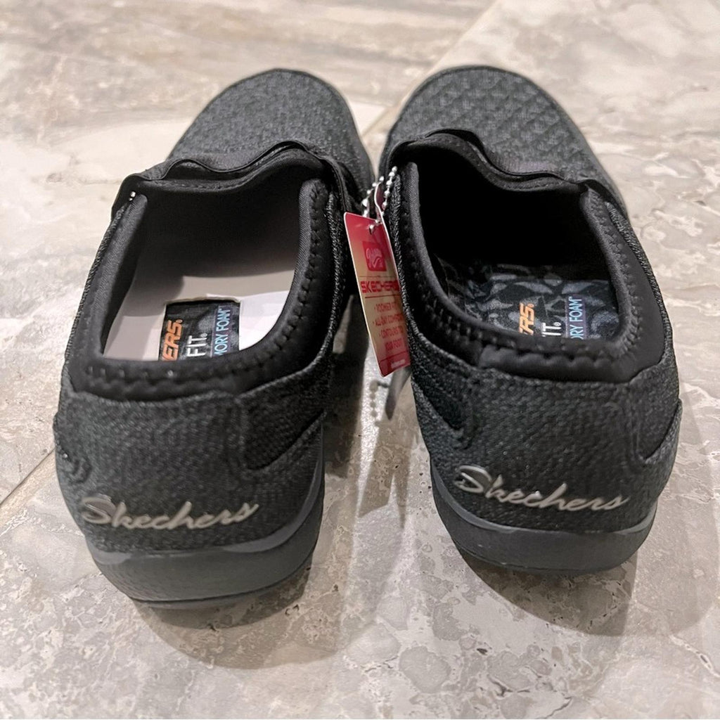 NEW Skechers Relaxed Fit Air-Cooled Memory Foam Slip-On Sneakers, Size 7.5