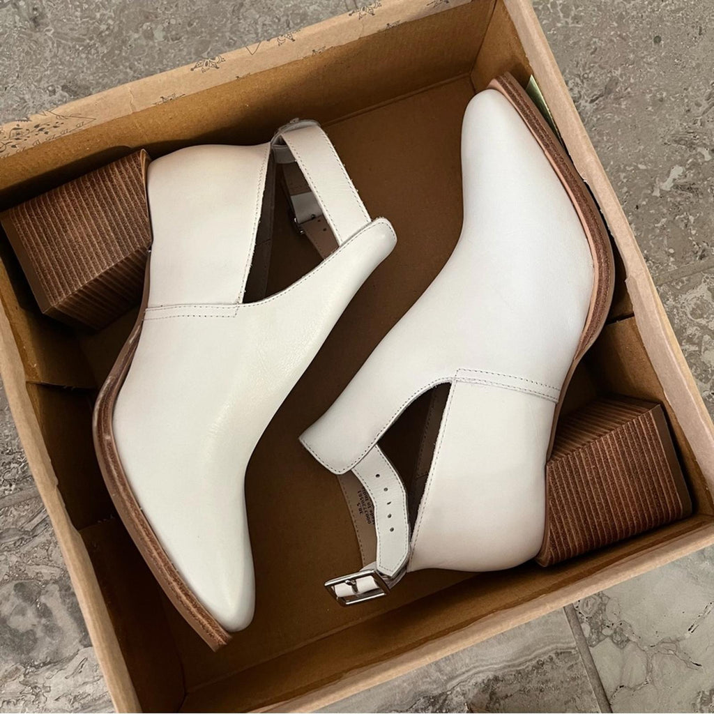 Free People Brady Buckle Booties in White, Size 38.5, New in Box