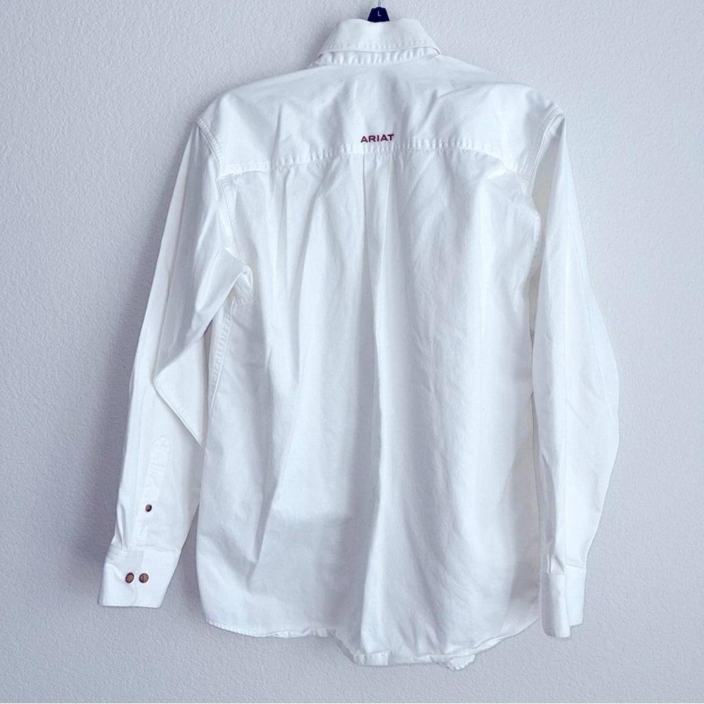 Ariat Solid Twill Classic Fit Shirt in White, Size S