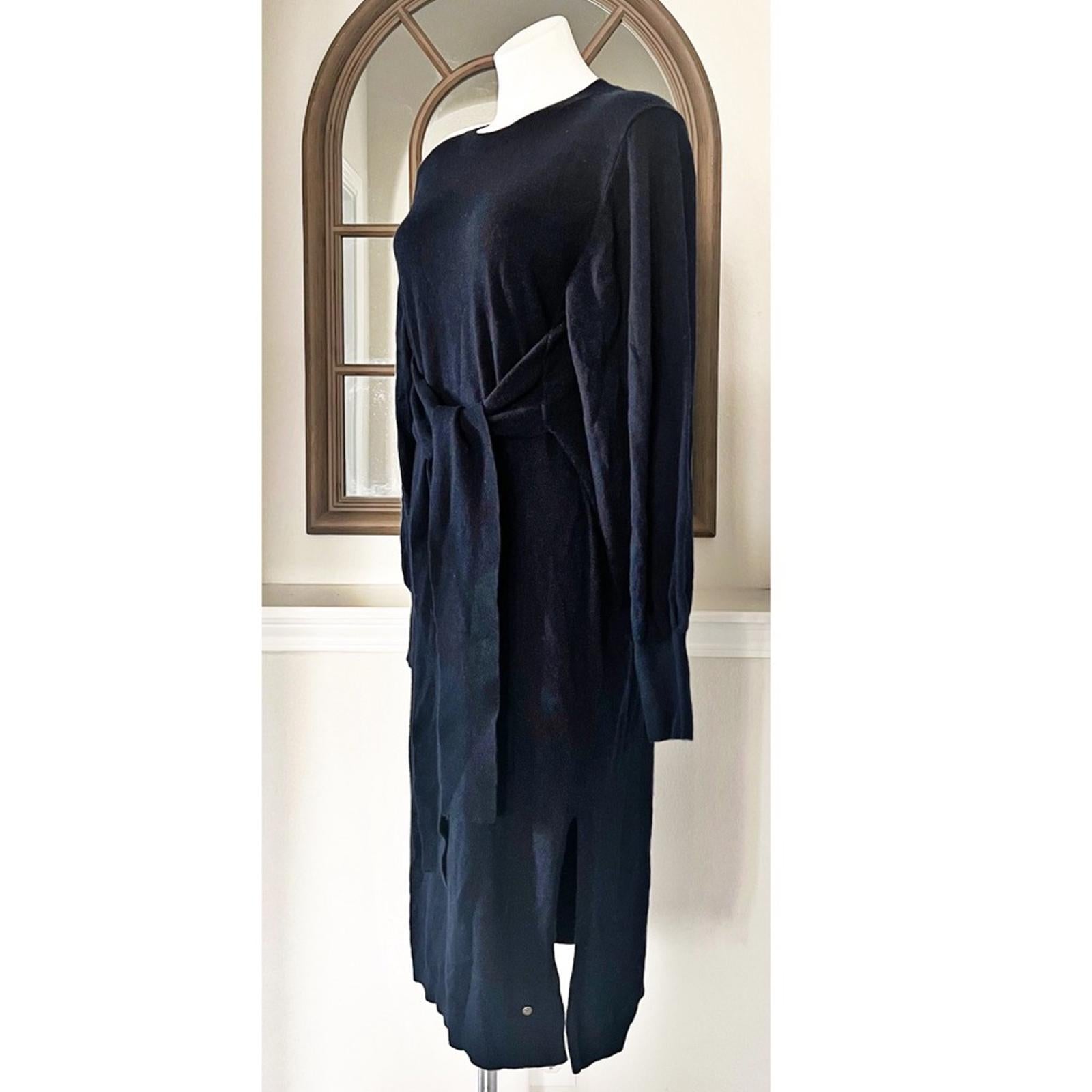 Ted Baker Essya Cashmere-Blend Midi Sweaterdress in Navy, Size Ted 6 EXCELLENT