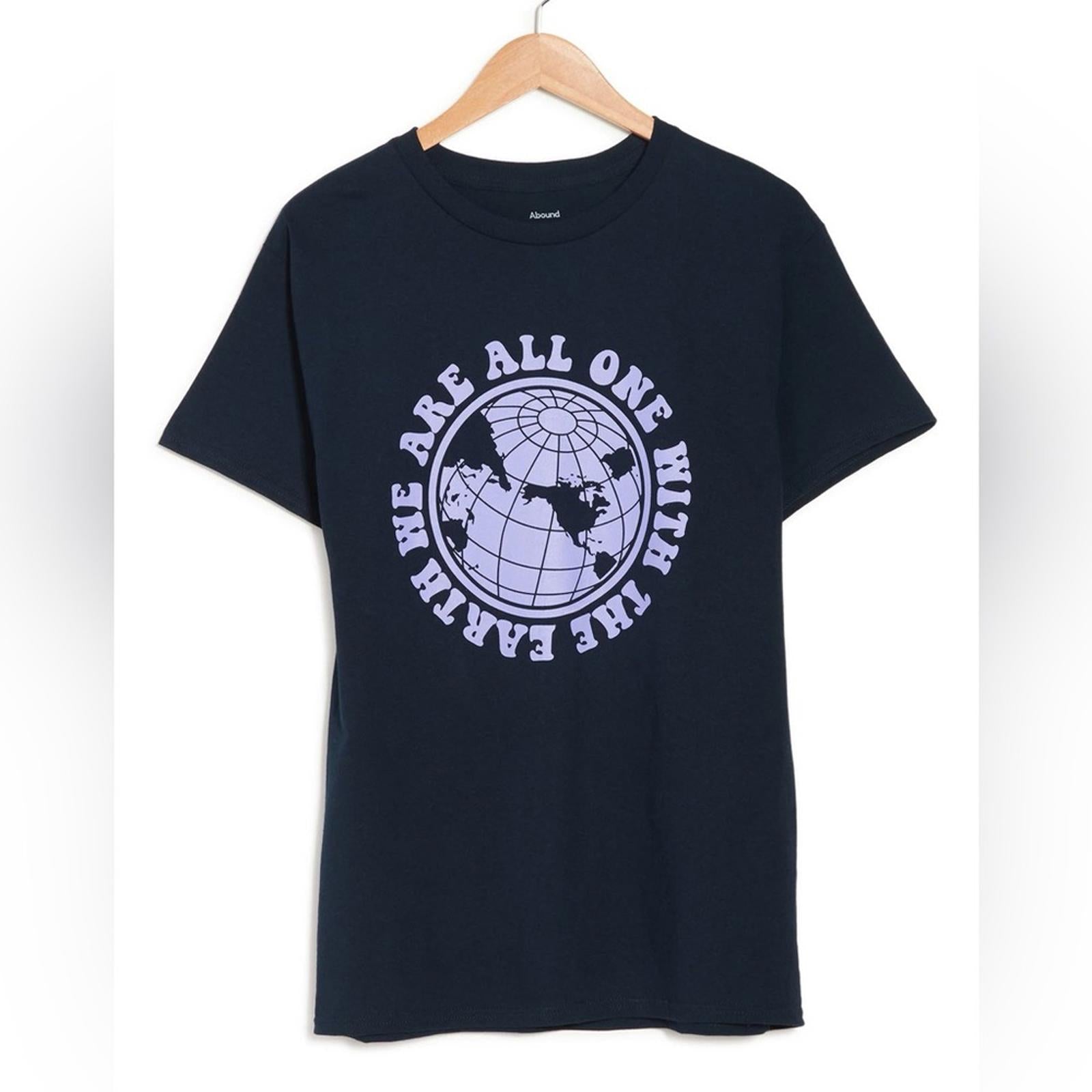 Abound Earth Graphic T-shirt in Navy, We Are One Size L New w/Tag